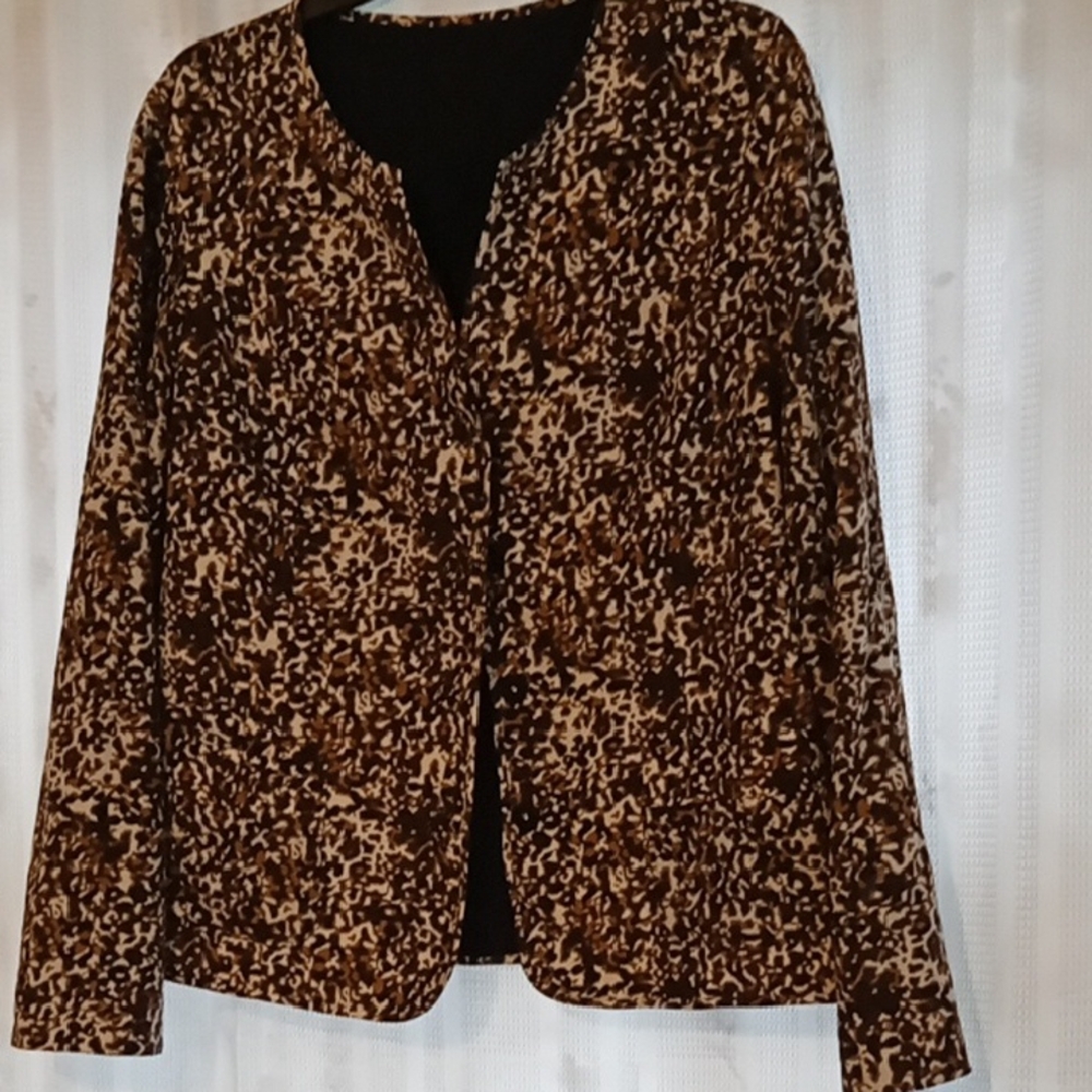 Stylish Brown Patterned Women's Jacket